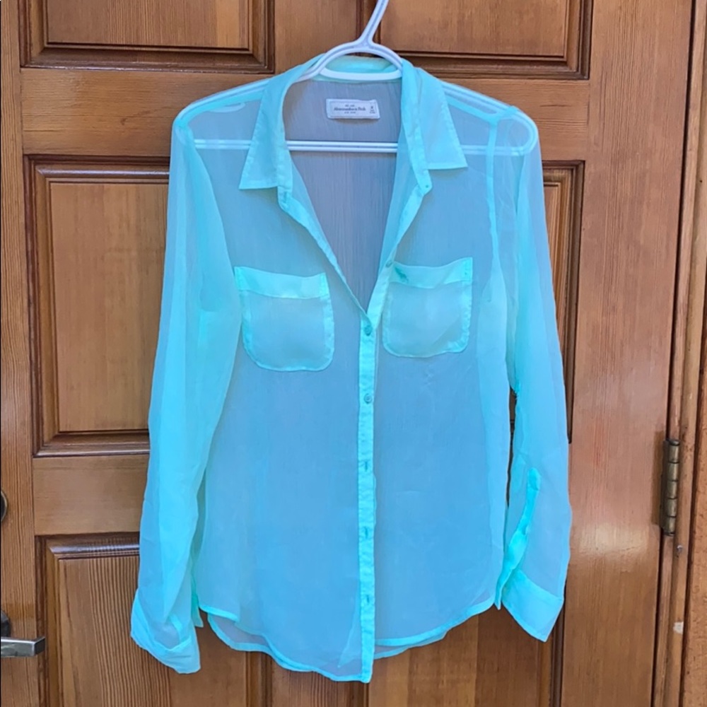 Abercrombie & Fitch Med sheer green button blouse